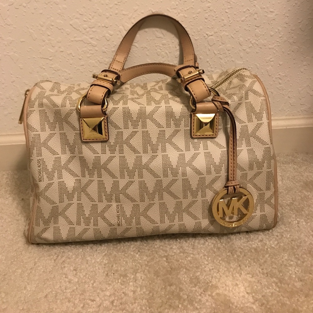 Like new MK crossbody