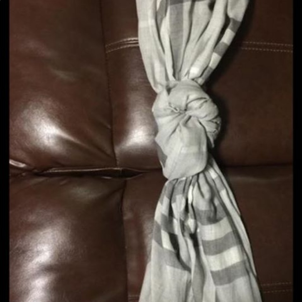 Burberry scarf
