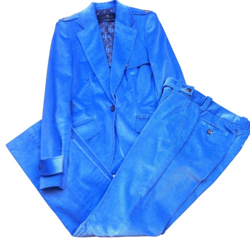 Carolina Herrera pants suit