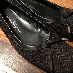 Salvatore Ferragamo black/chevron flats size 10 Salvatore Ferragamo black/chevron flats size 10