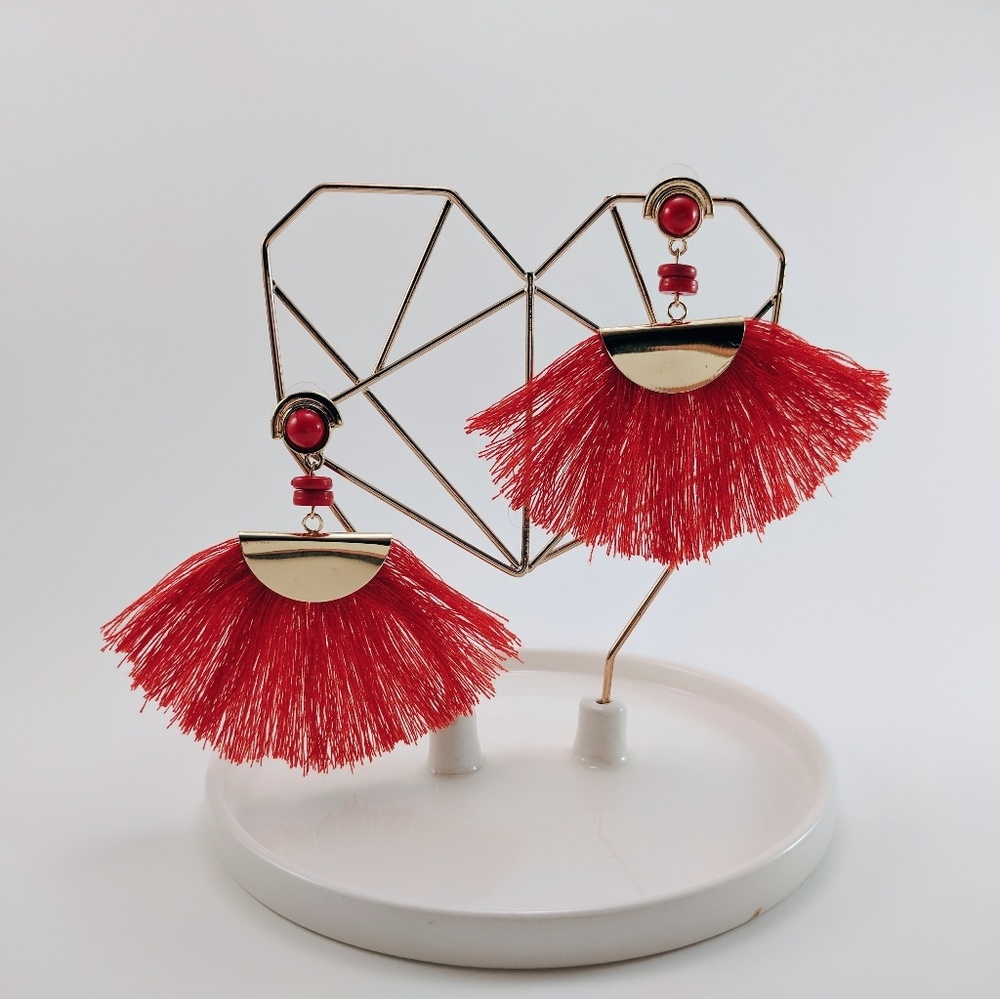 Avery Fan Tassel Earrings