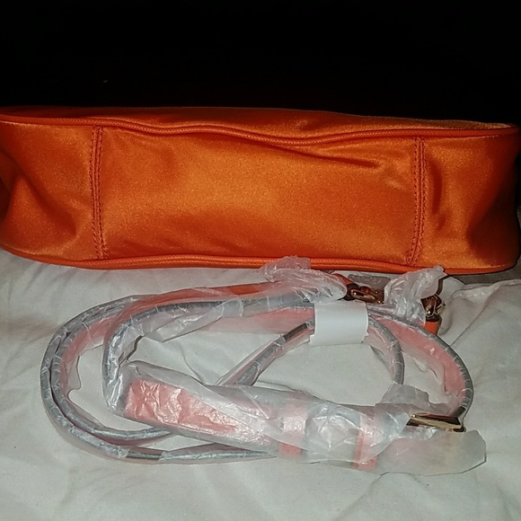 Michael Kors cross body and hand bag - Picture 5 of 6