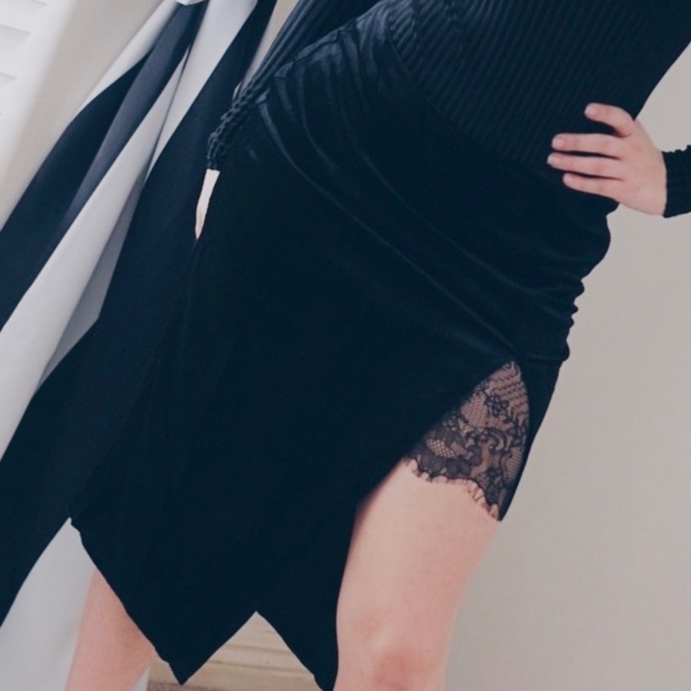 Velvet Lace skirt