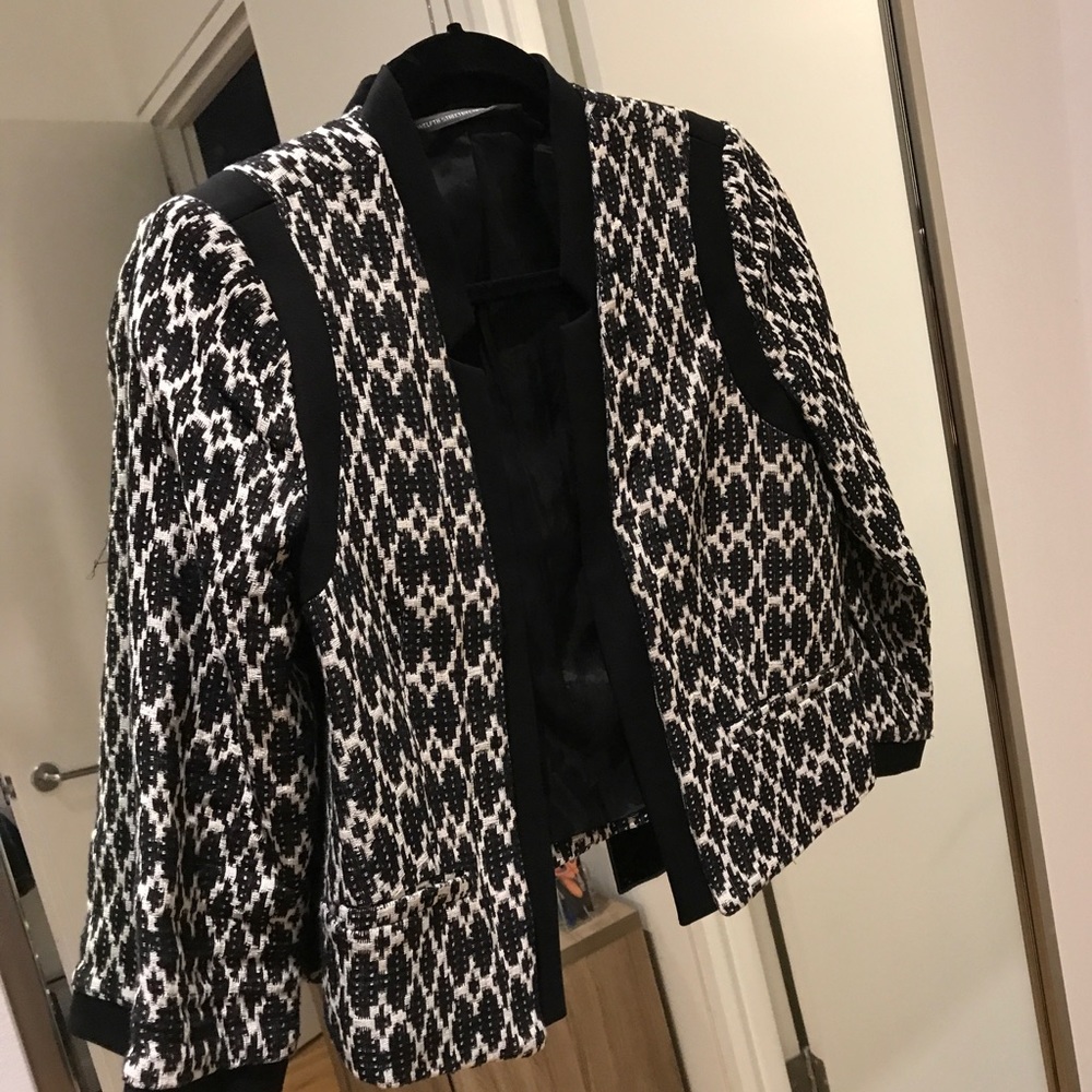 Cynthia Vincent Cropped tweed jacket