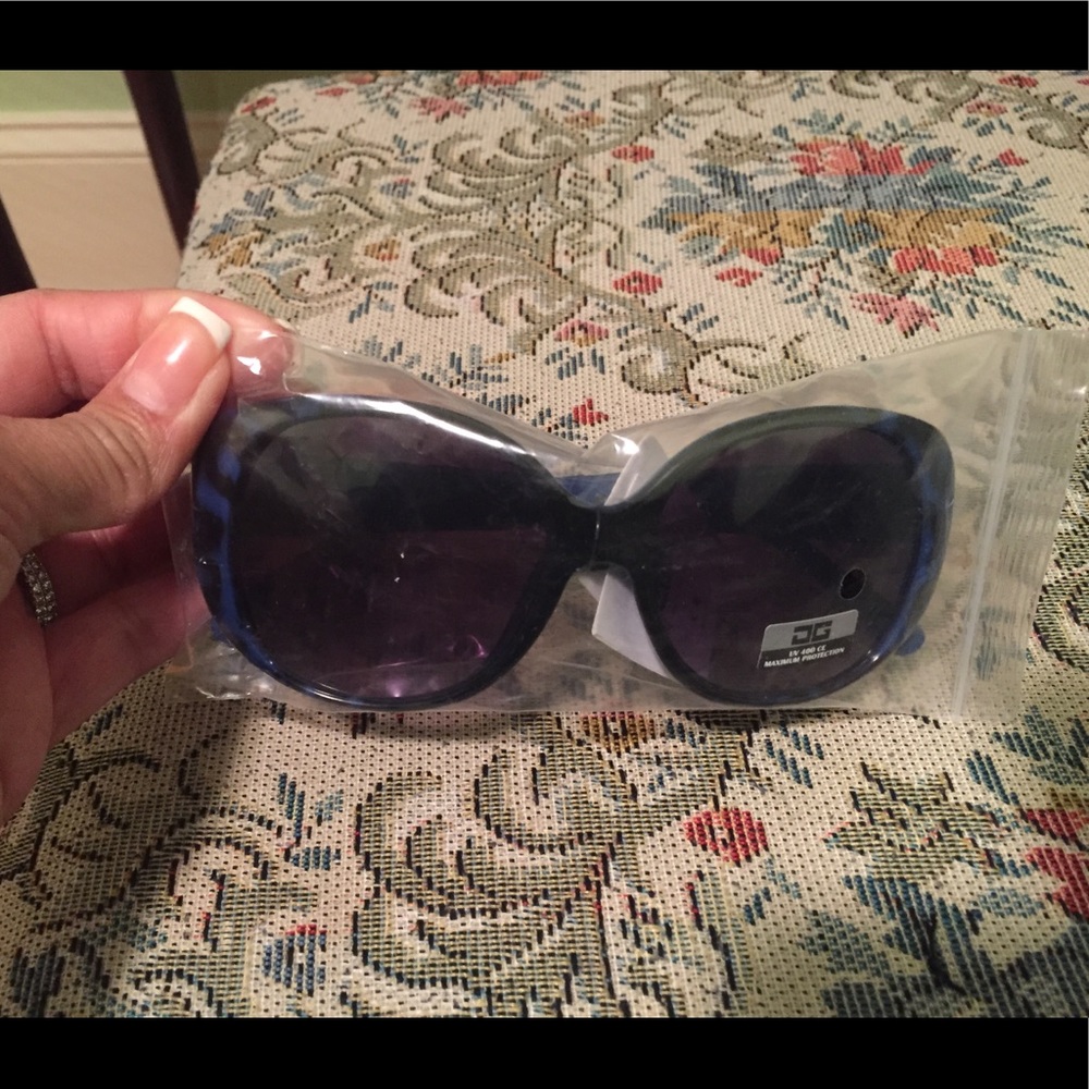 Fashion sunglasses