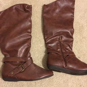 Brown boots