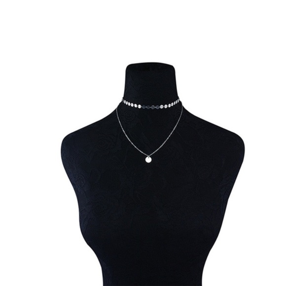 ⭐️ Dainty boho double layered coin circle ⭐️ - Picture 2 of 8