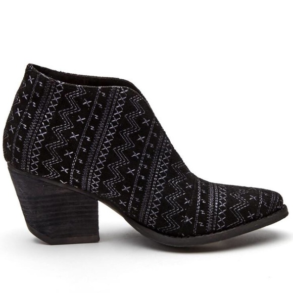 Matisse Shoes - Matisse x Amuse society Cruz women’s booties