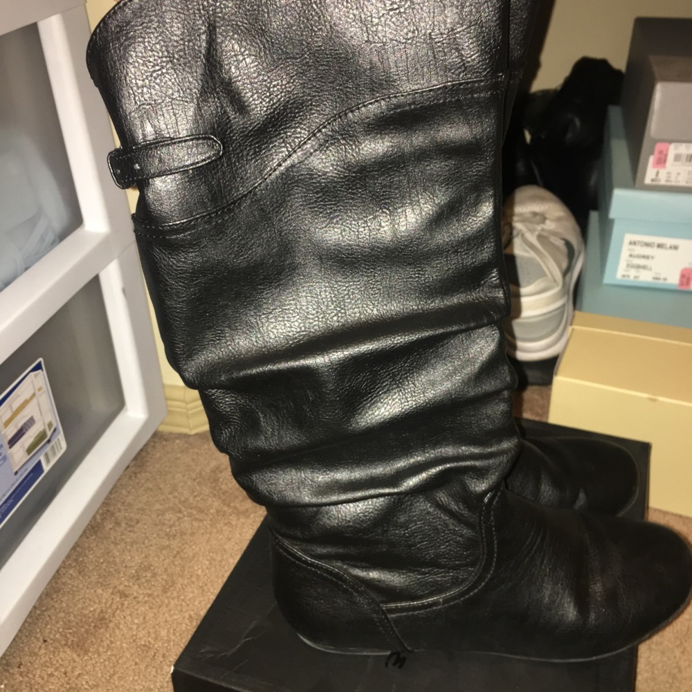 Black boots