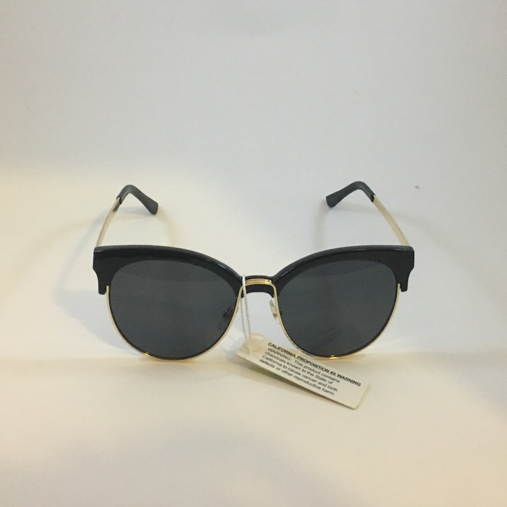 Half Rimmed Sunglasses in Black