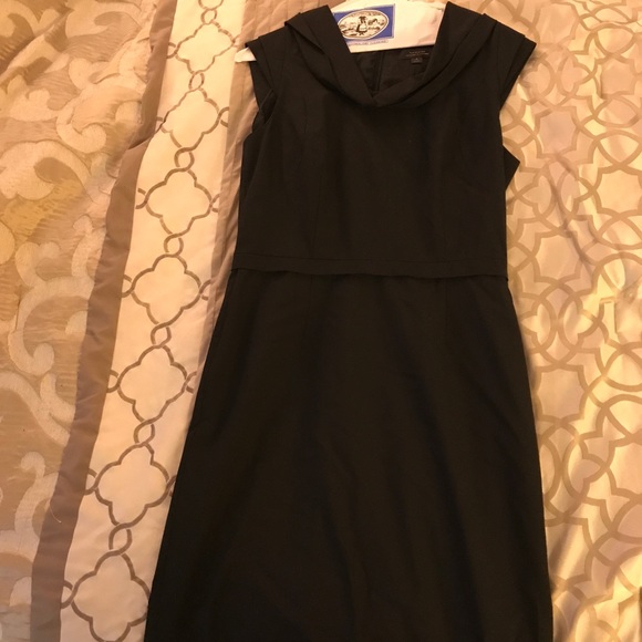 Black Sheath dress with seamed belt size 8 - Picture 1 of 1
