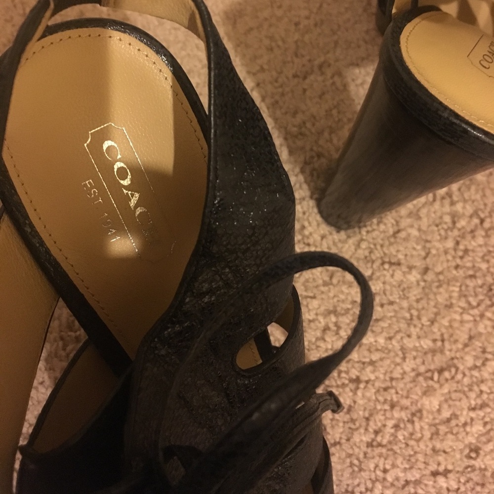 New Coach Heeled Sandals - Picture 3 of 5
