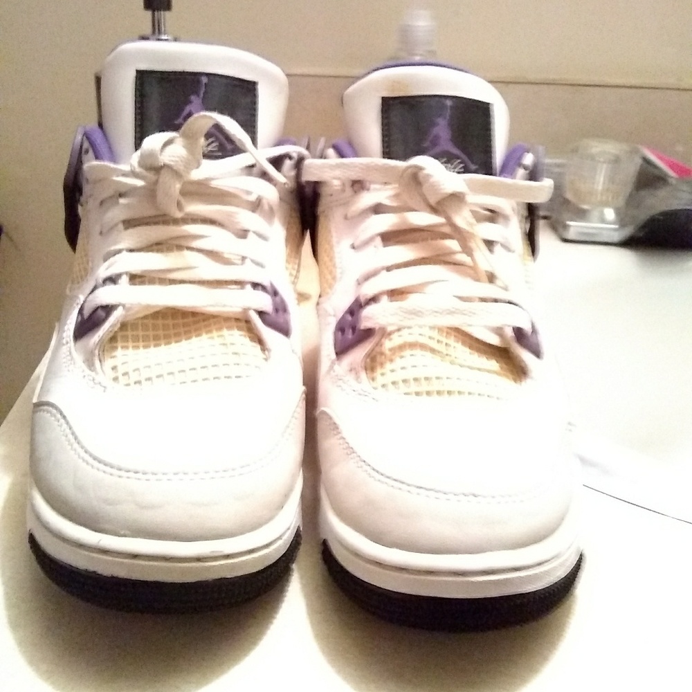 Air Jordan 4's