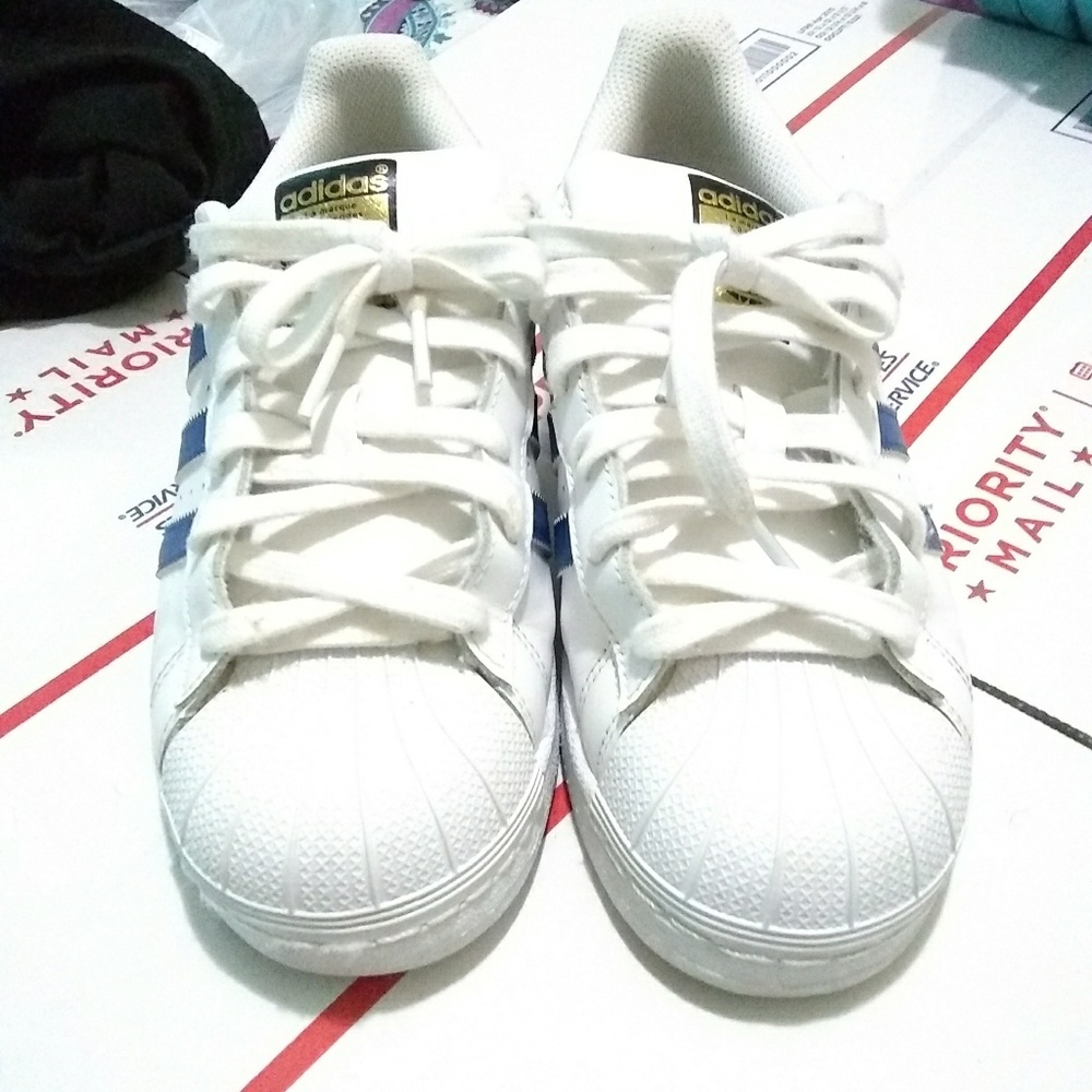 Shell Toes Adidas - Picture 4 of 4