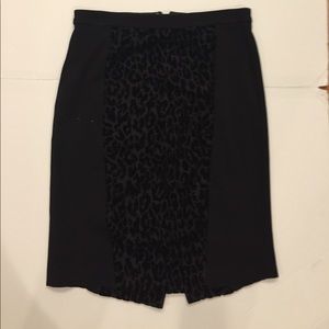 Black stretchy skirt