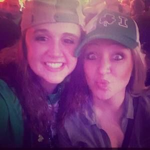 Meet your Posher, Lia