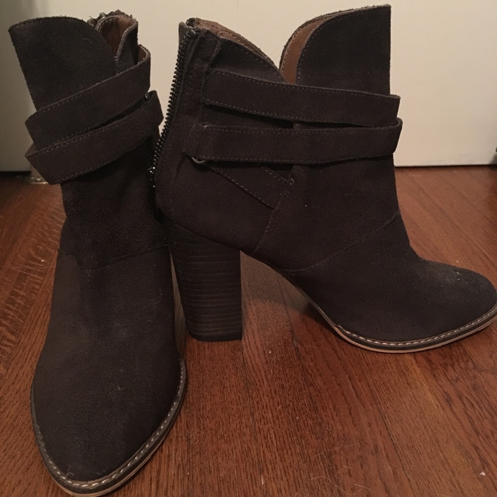 Chinese Laundry Booties