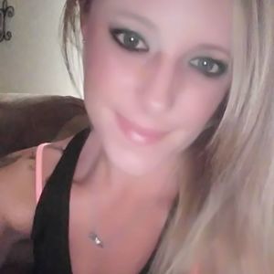 Meet your Posher, Danae