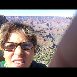 Meet your Posher, Samuel