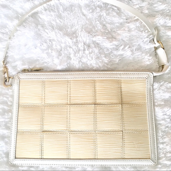 SOLD💔 Louis Vuitton Delmonico Pochette - Picture 2 of 8