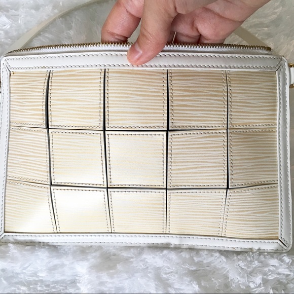 SOLD💔 Louis Vuitton Delmonico Pochette - Picture 5 of 8