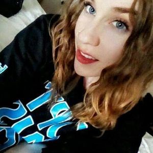 Meet your Posher, Briee