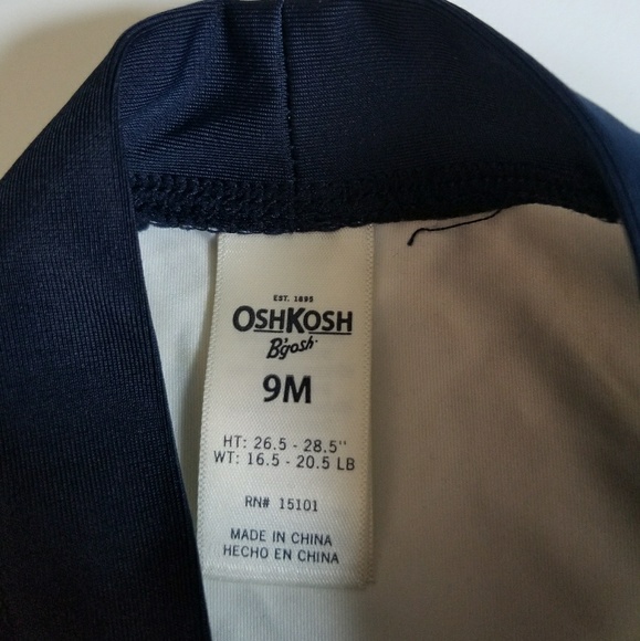 ❌❌S O L D❌❌ Long Sleeve Rashguard & Swim Shorts - Picture 2 of 3