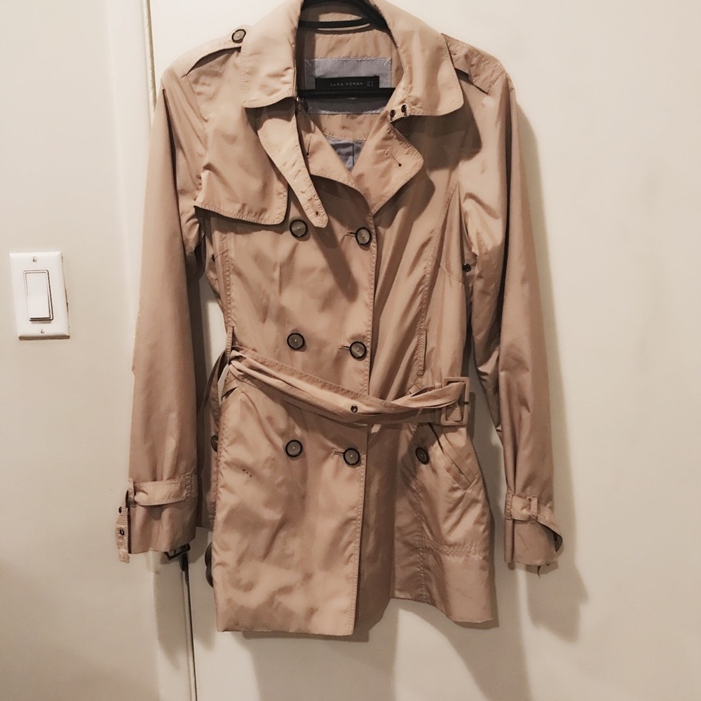 Zara cape barely used