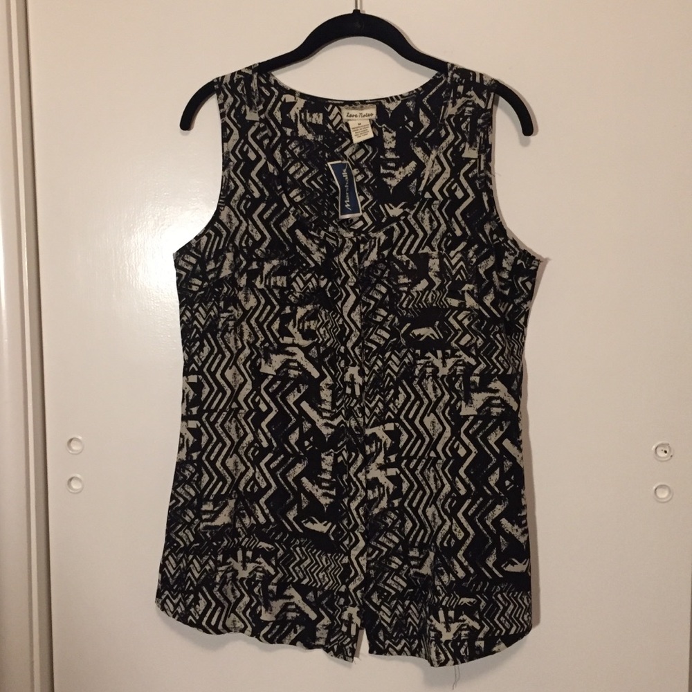 Black and tan print sleeveless top