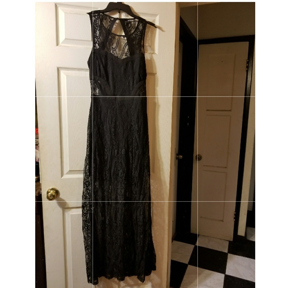 Lace Maxi Dress beutiful in person.
