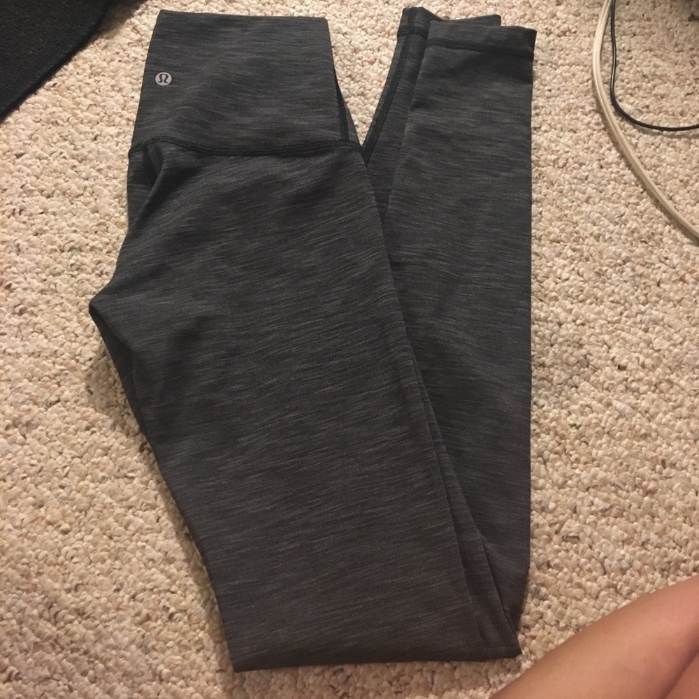 Lululemon wunder under size 4