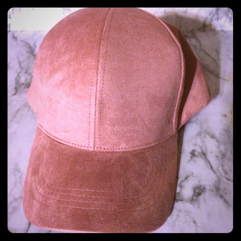 Blushin Cap