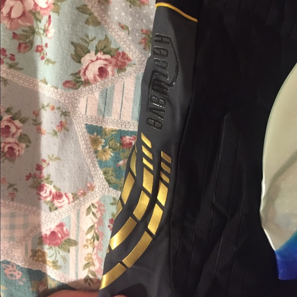 Heatwave Swimming Package - Picture 2 of 5