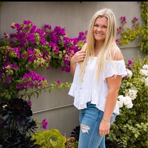 Meet your Posher, Brooke