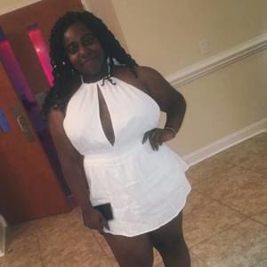 Meet your Posher, Quaneisha