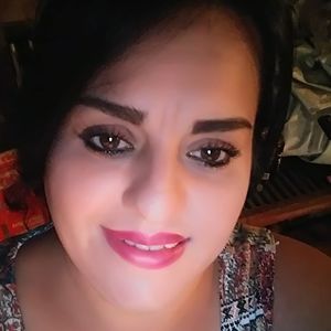 Meet your Posher, Beatriz