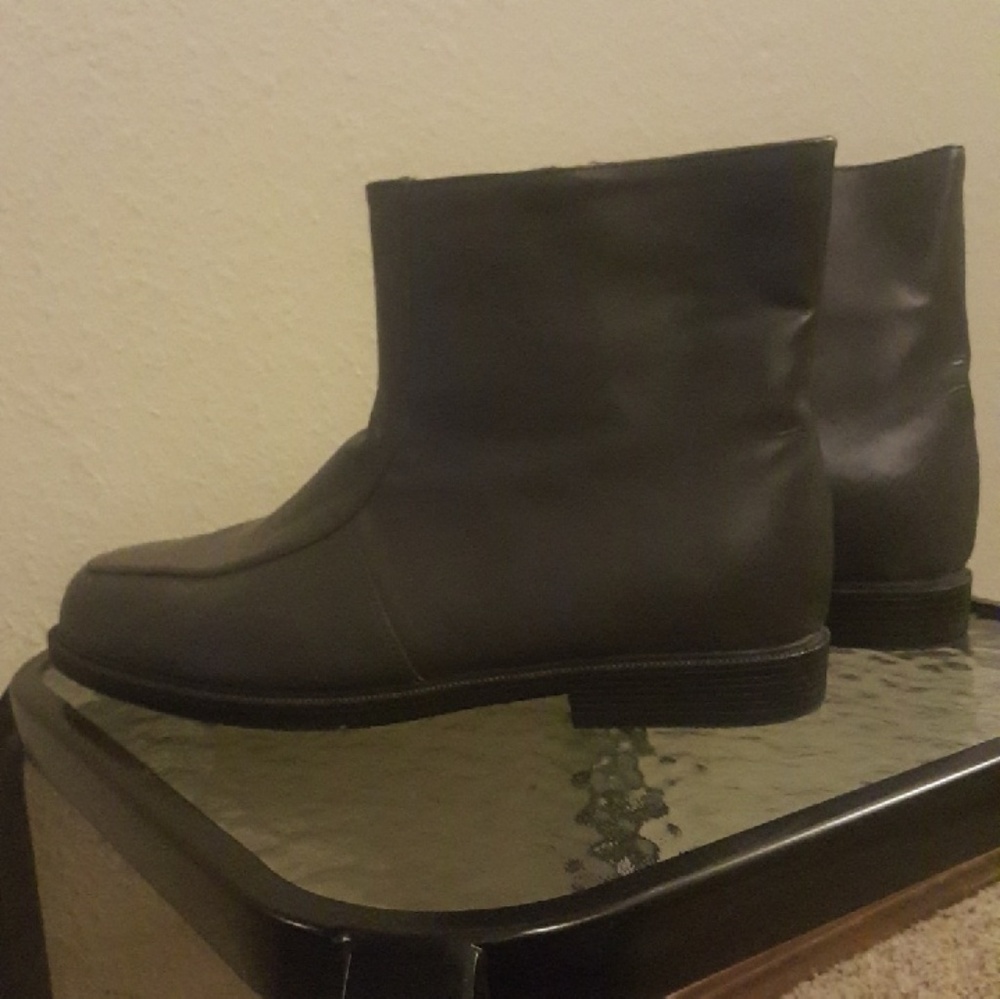 Ambassador Dress Boot 15D
