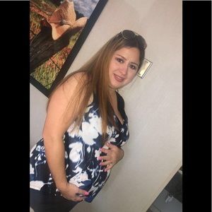 Meet your Posher, April