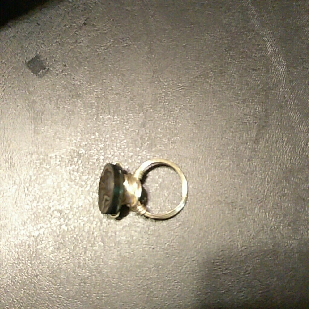 Abolone shell ring - Picture 4 of 7