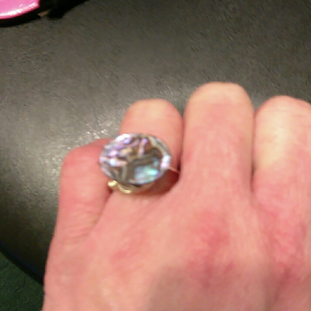 Abolone shell ring - Picture 5 of 7