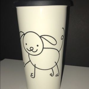 Black and white ceramic mug