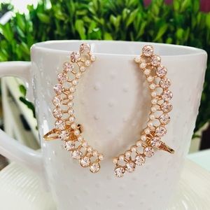 Pearl & Stones Clip-On Crawler