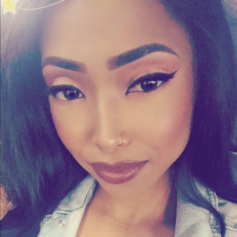 Meet your Posher, Kay