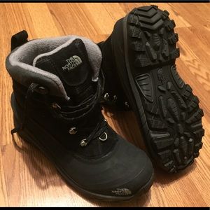 Men’s Northface Chilkat II Sz 9