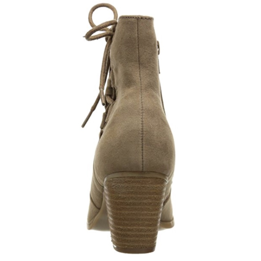 NIB Tan Distressed Side Tie Ankle Boots - Picture 7 of 8