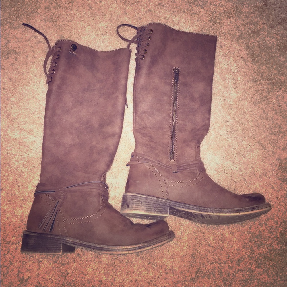 Roxy brown high boots