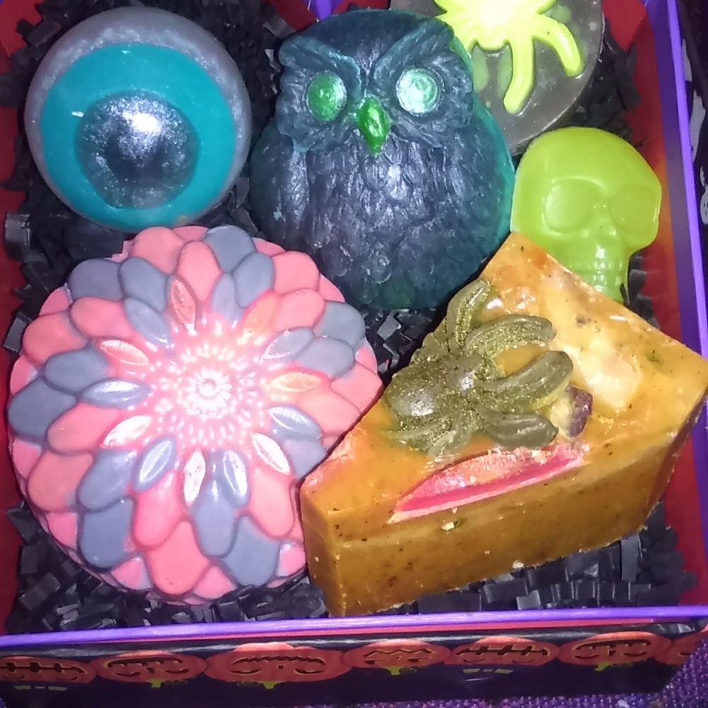 HALLOWEEN SOAPS,HALLOWEEN SPECIAL,ORGANIC SOAPS,