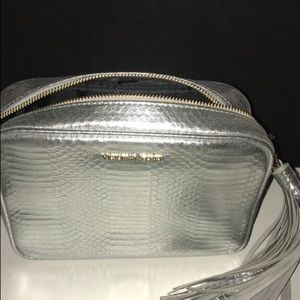 Victoria’s Secret PINK crossbody