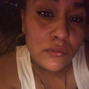 Meet your Posher, Damaris