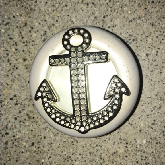 Bath and Body Works car smelly holder - Picture 1 of 3